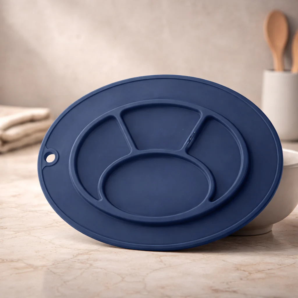 Giggle Bubs, Baby Mini Silicone Suction Plate with Placemat. - Image 4