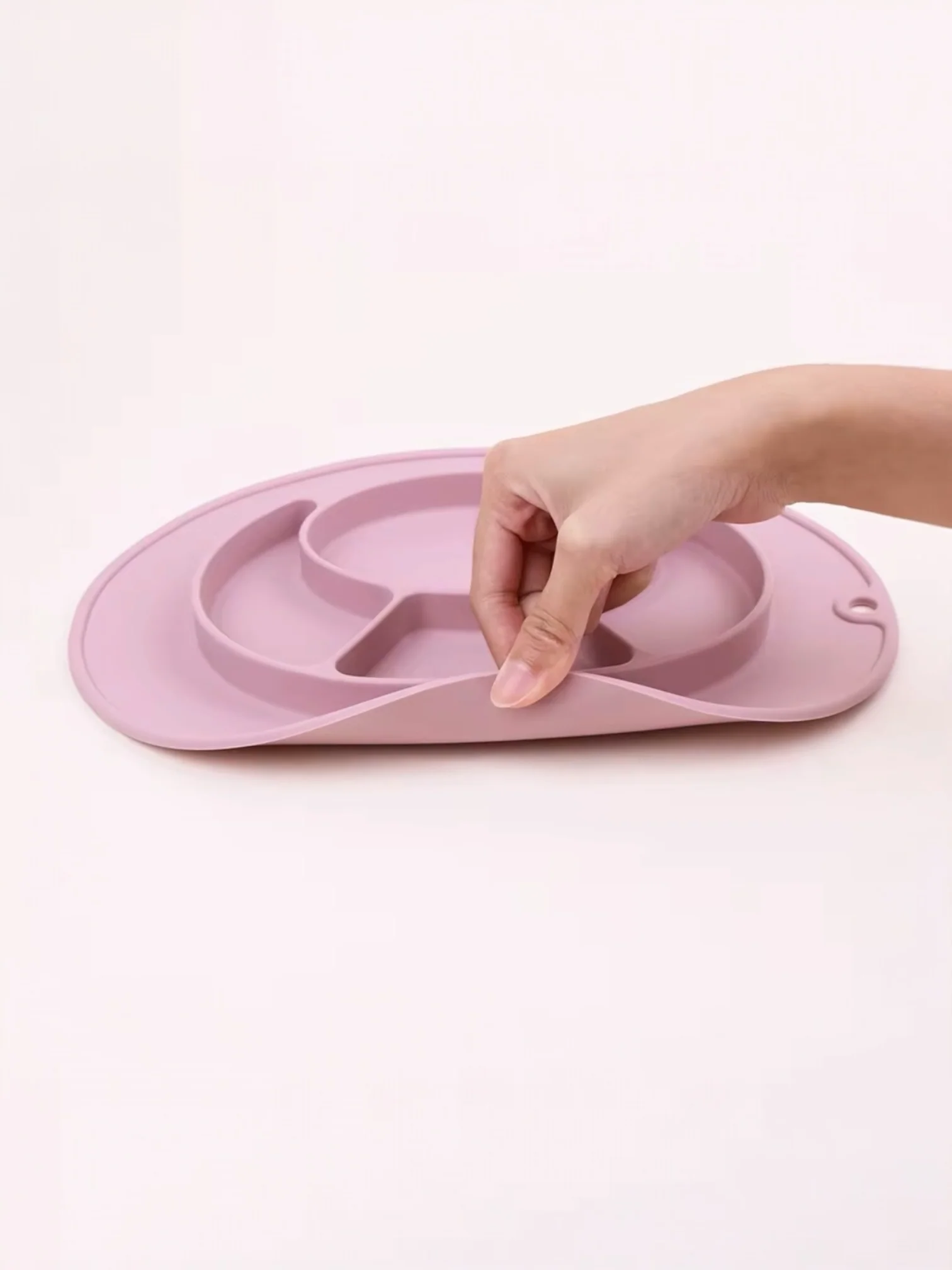 Giggle Bubs, Baby Mini Silicone Suction Plate with Placemat. - Image 9