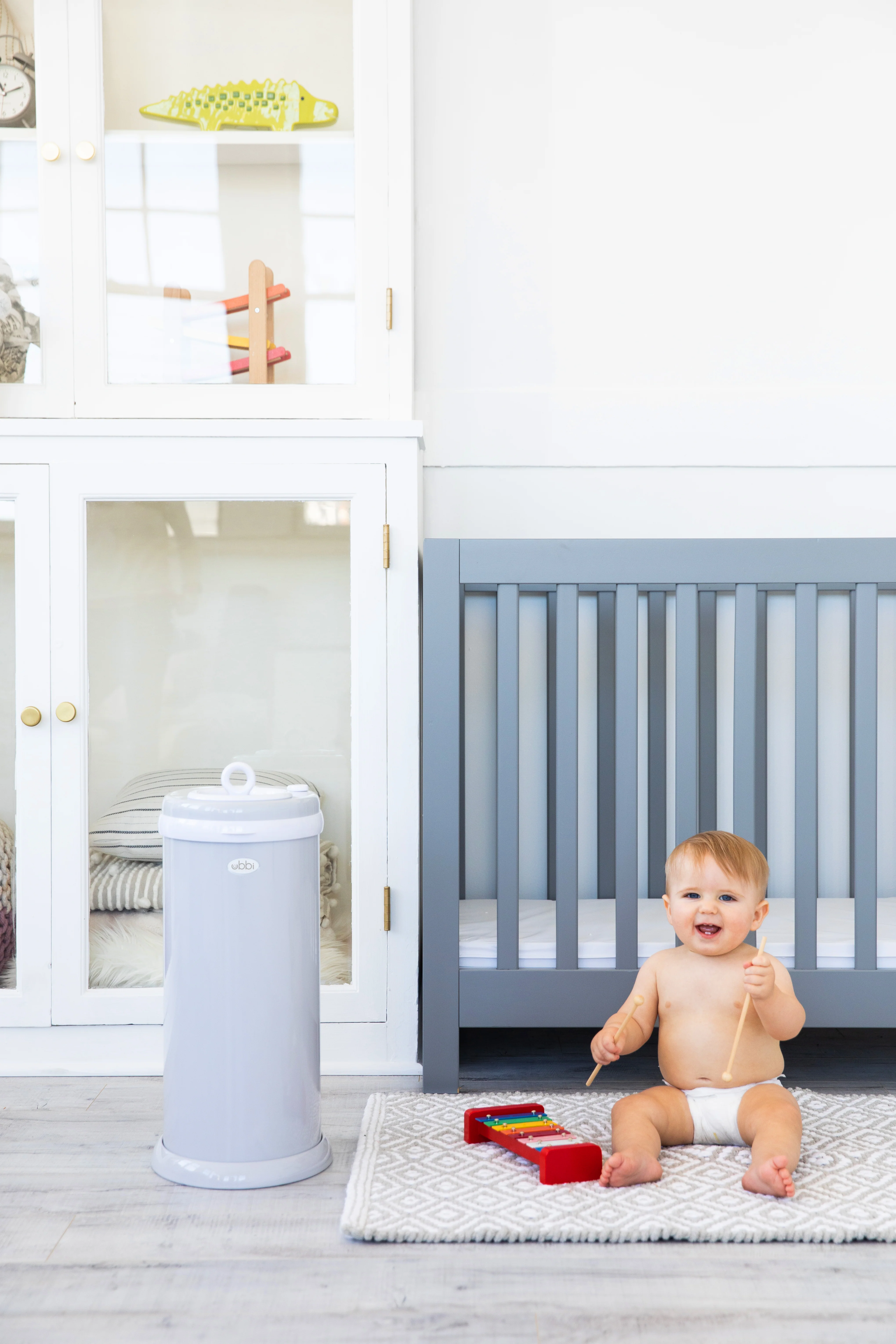 UBBI NAPPY PAIL - GREY - Image 4