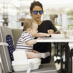 YummiGo Collection ON-THE-GO BOOSTER & STORAGE CASE. 20KG/6+M Navy - Image 6